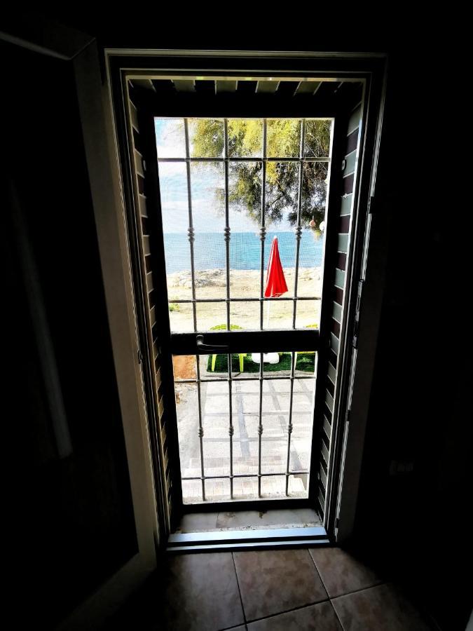玛丽娜迪曼卡维萨Casa Fronte Mare别墅 外观 照片